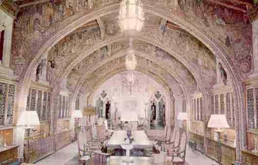Hearst Castle, Gothic Study – San Simeon (California)