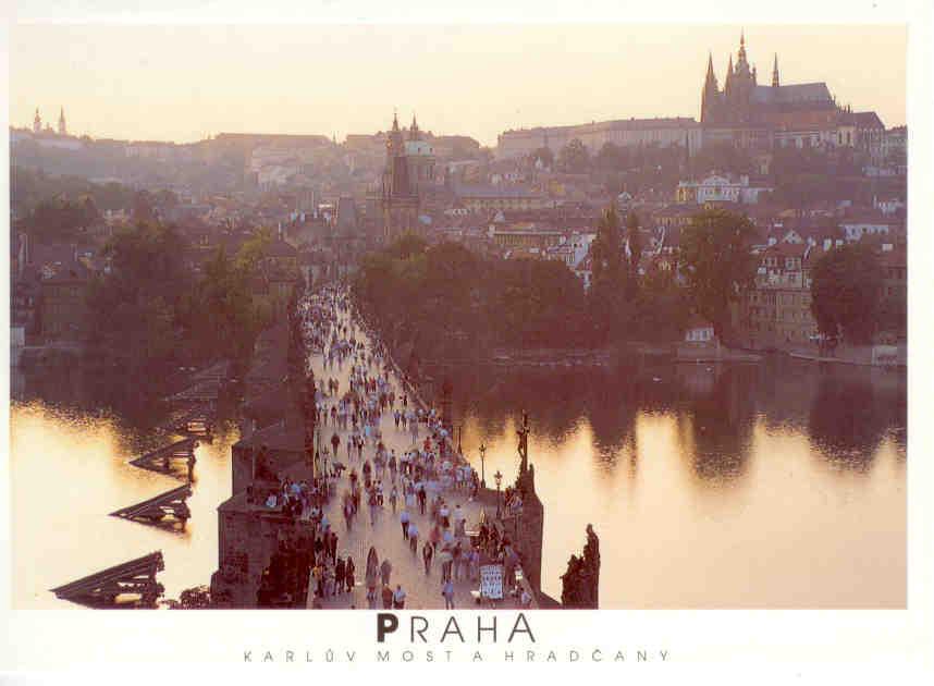Prague, Karluv most and Hradcany (Czech Republic)