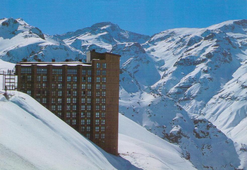 Valle Nevado ski resort (Chile)