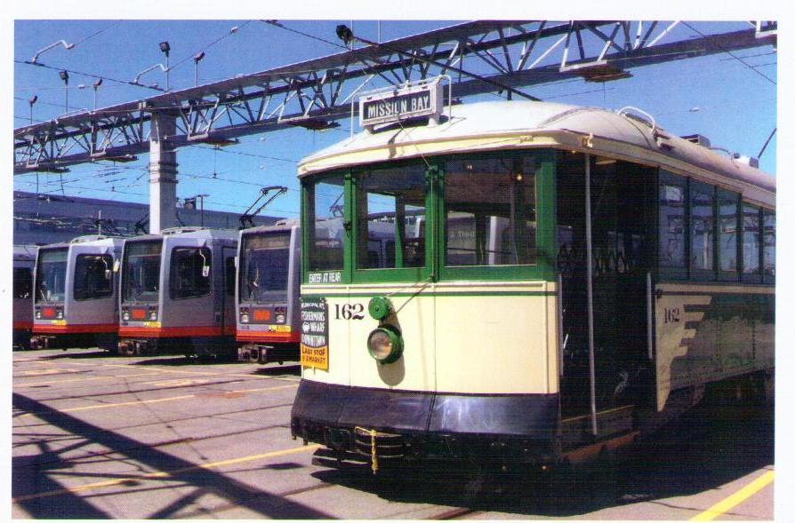 San Francisco, Historic Streetcar No. 162 with Muni