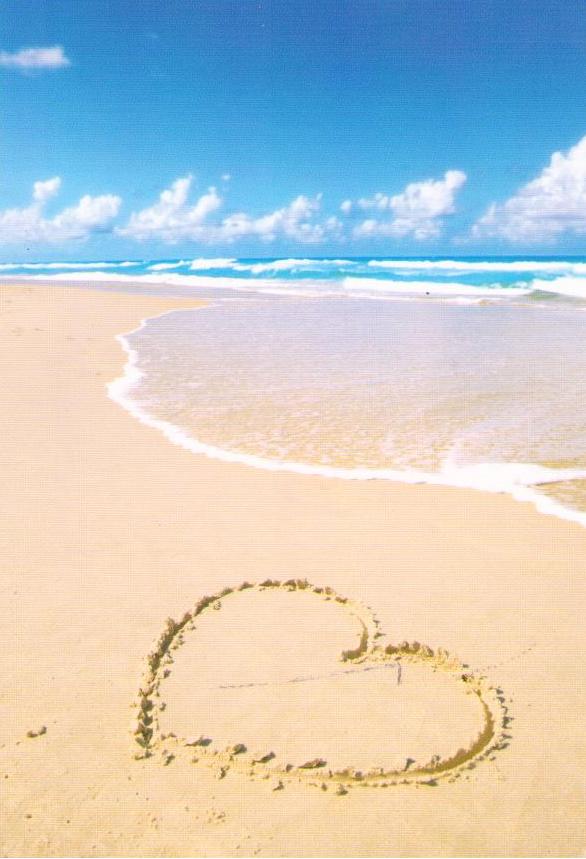 Heart on beach (Japan)