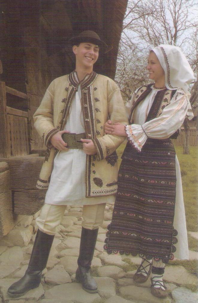 Bucharest, National Village Museum “Dimitrie Gusti”, Orăștie costumes (Romania)