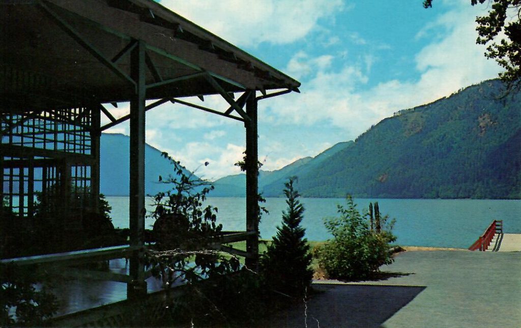 Olympic National Park, Lake Crescent from Lake Crescent Lodge (Washington, USA)