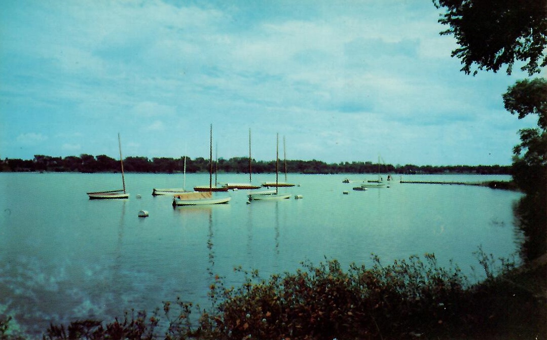 Sailboats at Anchor in Lake Nokomis, Minneapolis (Minnesota, USA)