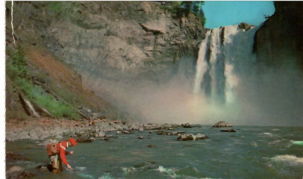 Fishing in the Snoqualmie (Washington, USA)