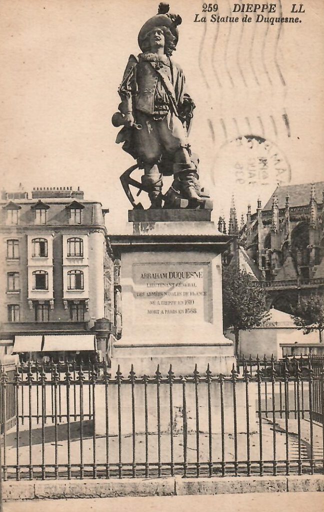 Dieppe, La Statue de Duquesne (France)
