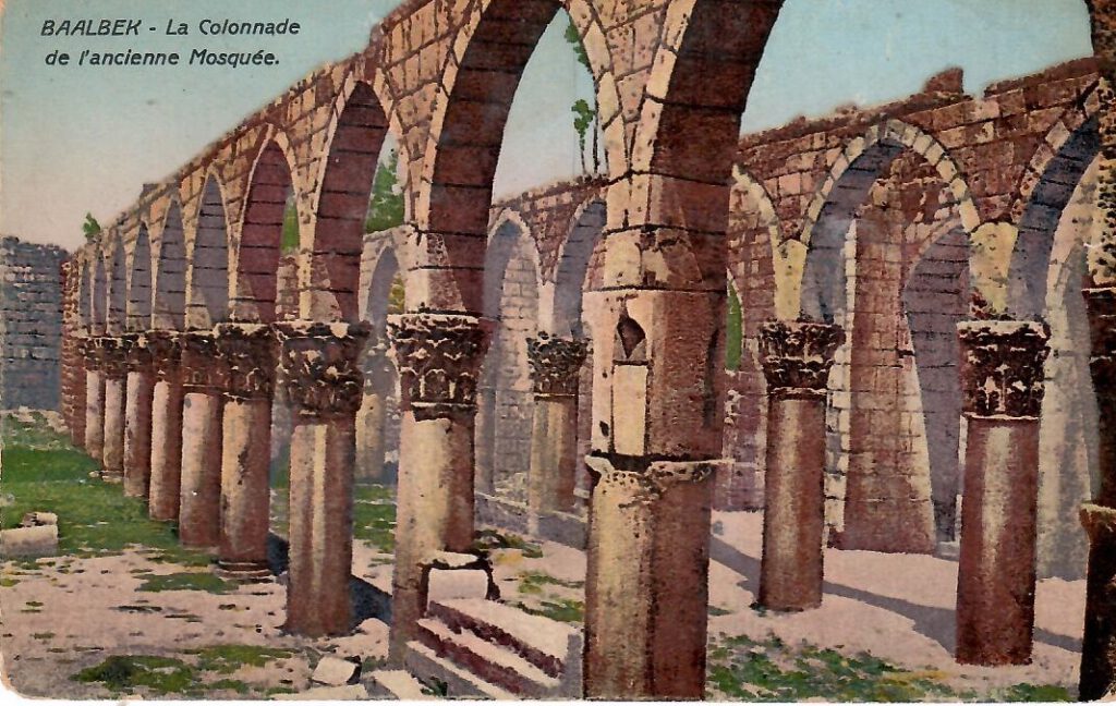 Baalbek, La Colonnade de l’ancienne Mosquee (Lebanon/ex-Syria)