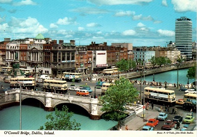 Dublin, O’Connell Bridge and River Liffey