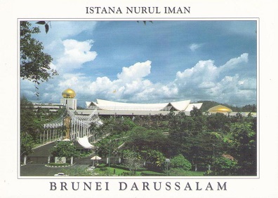 Bandar Seri Bagawan, Kampong Ayer and Istana Nurul Iman