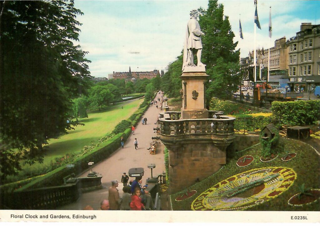 Edinburgh, Floral Clock and Gardens (Scotland)