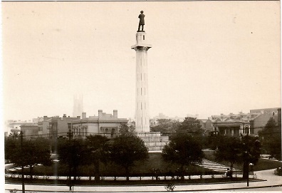 New Orleans, The Lee Monument