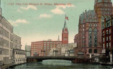 Milwaukee, View from Michigan St. Bridge