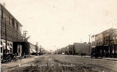 Tomahawk, Wisconsin Ave. Looking East