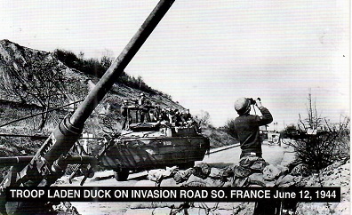 Wisconsin Dells, Troop Laden Duck on Invasion Road So. France
