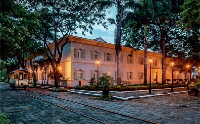 Guayaquil, Hotel del Parque