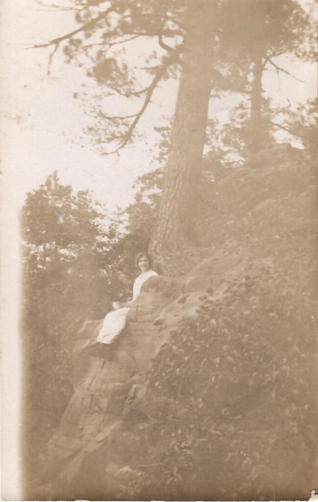 Girl in Tree (USA)