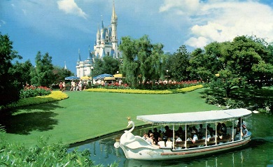 Walt Disney World, Swan Boats (Florida, USA)