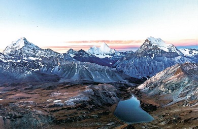 Sichuan, Yading Nature Reserve – one lake (PR China)