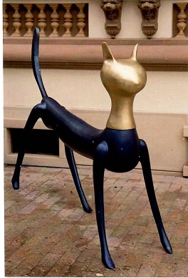 Cat statue  (Romania)